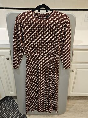 Ann Taylor Women's Burgundy and Cream Long-Sleeve Midi Dress